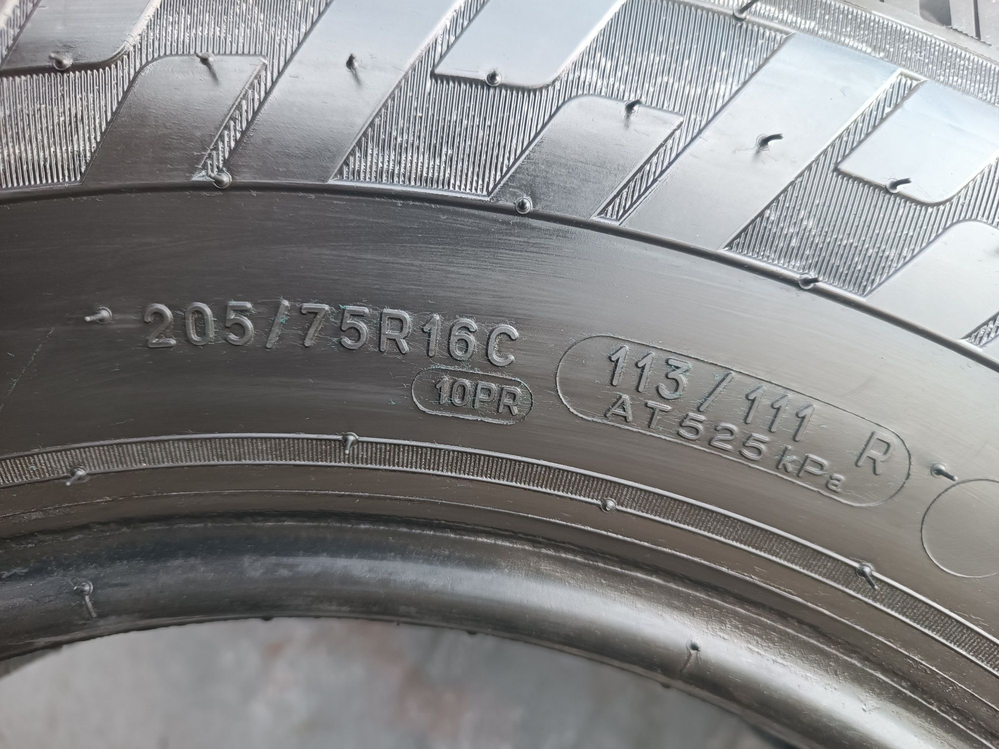 205/75/16С Kleber Дот 4123