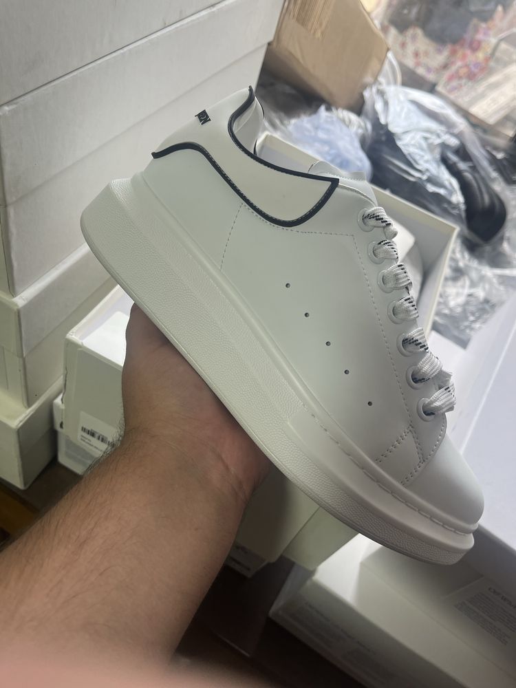 Mcqueen white (marimea 41)