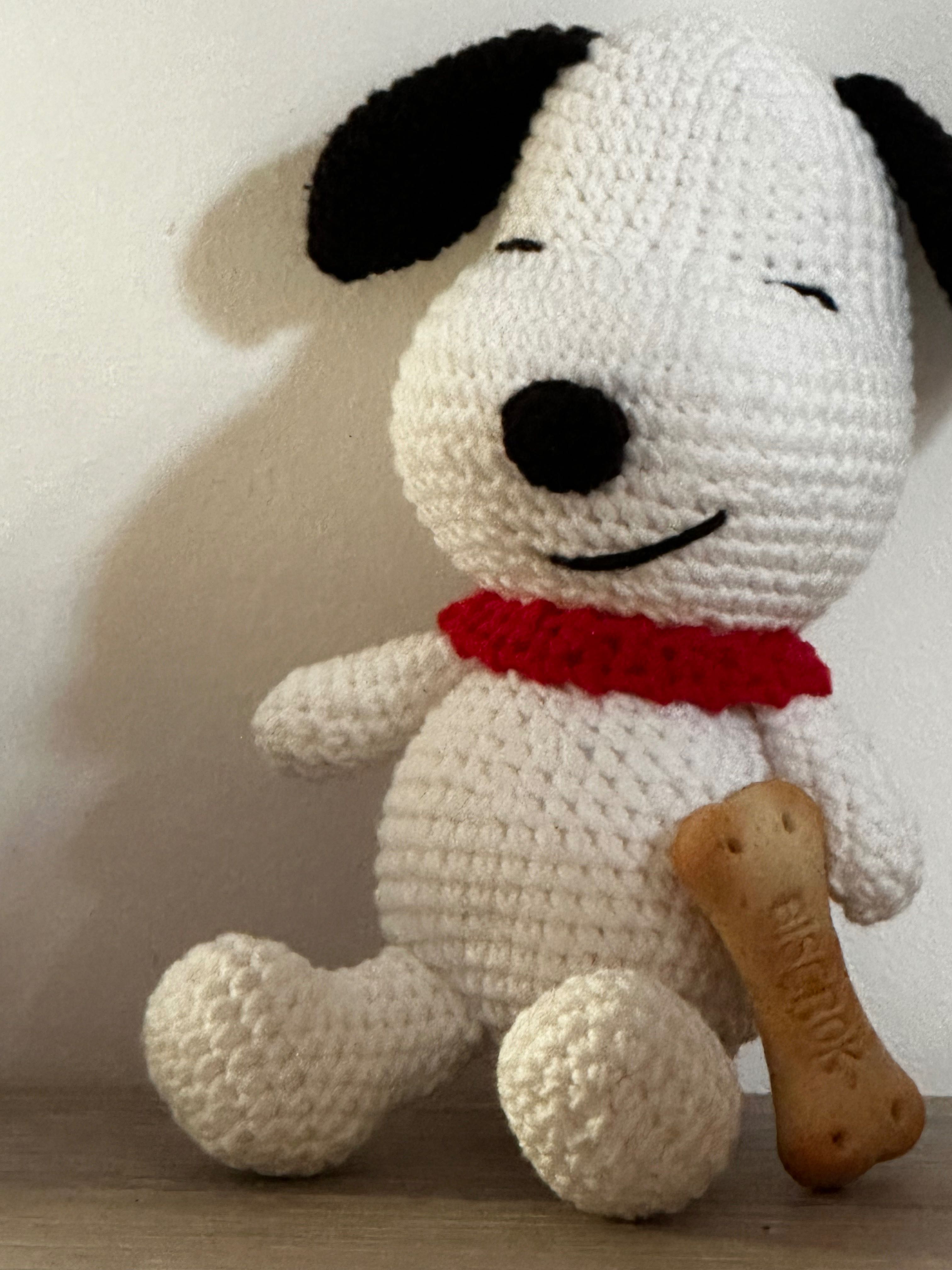 Snoopy - Jucarie crosetata pentru copii
