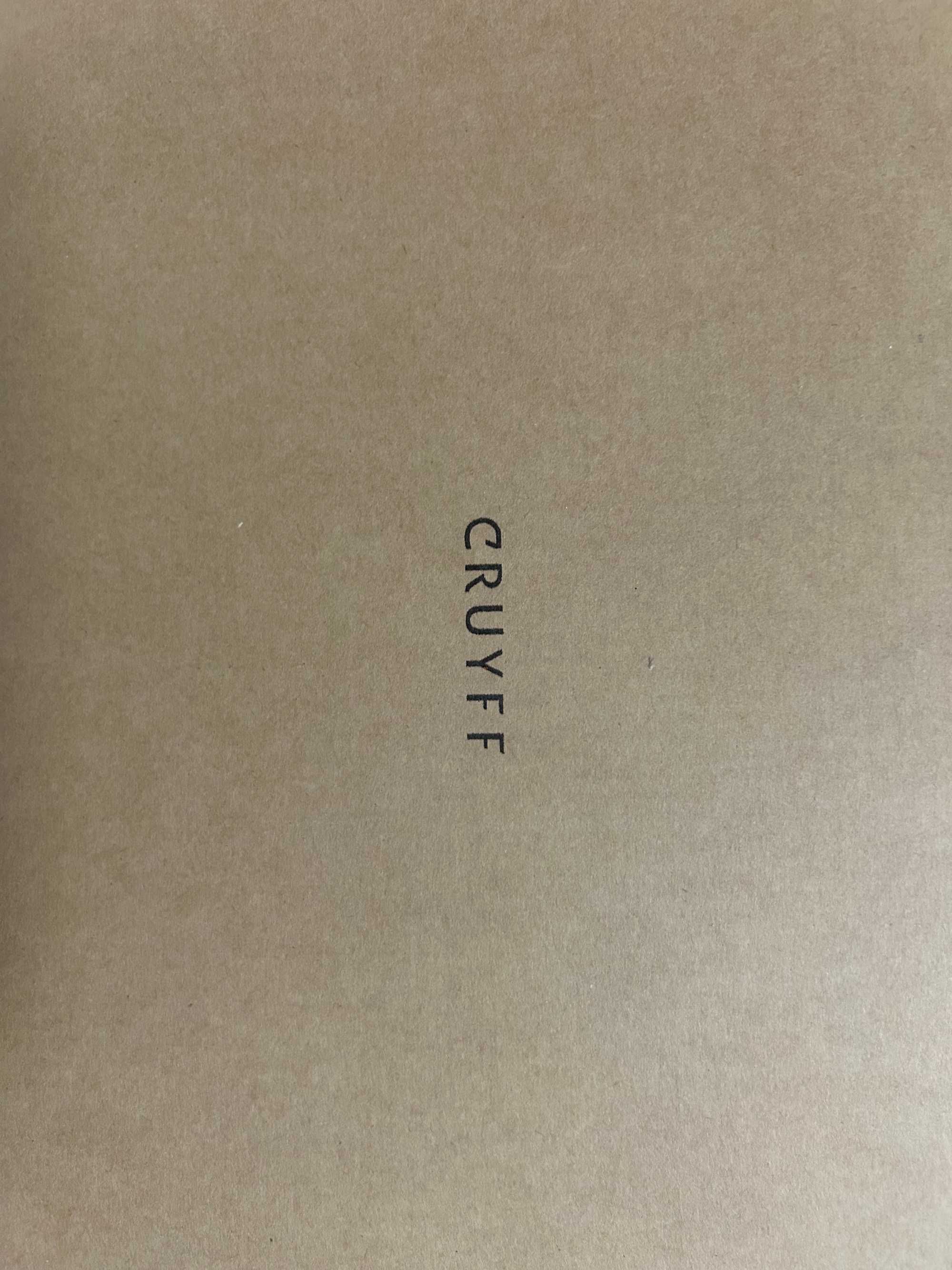 Дамски спортни обувки CRUYFF