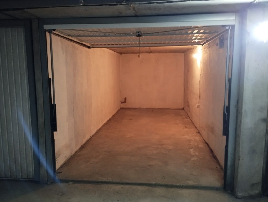 Продава се Гараж / Паркомясто в Стара Загора, Била - 17 кв.м за 883 €/кв.м - Снимка #2