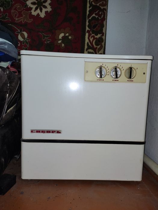 Продам стиральную машинку полуавтомат