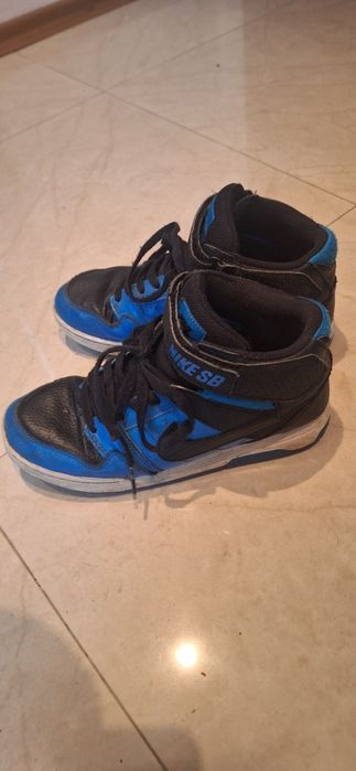 Маратонки високи NIKE, номер 38,5; за момче, естествена кожа