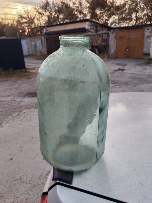 Банка 10 литров, стекло.