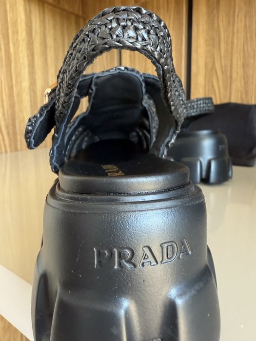 Prada сандали НАЛИЧНИ 37,38,39,40 189лв без кутия