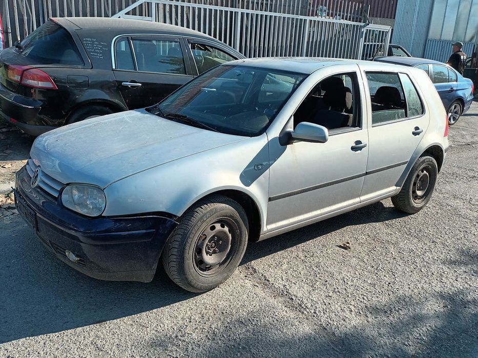 Dezmembrari  VW GOLF 4  1997  > 2006 1.6 16V Benzina