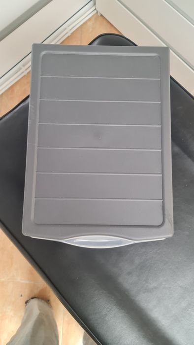 Vând organizator