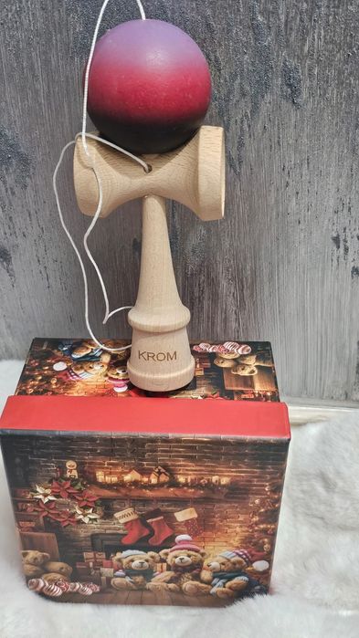 Kendama krom kendamele sunt noi în cutie