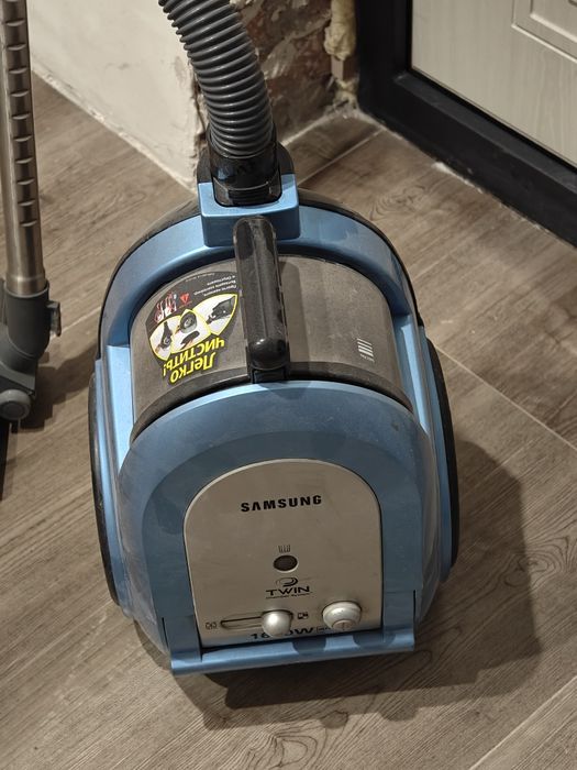 Продам пылесос SAMSUNG б/у. SC6530