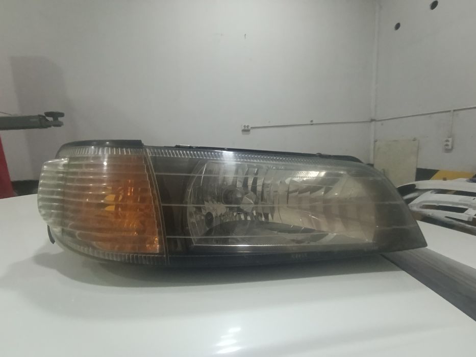 Nissan maksima fara oʻng taraf