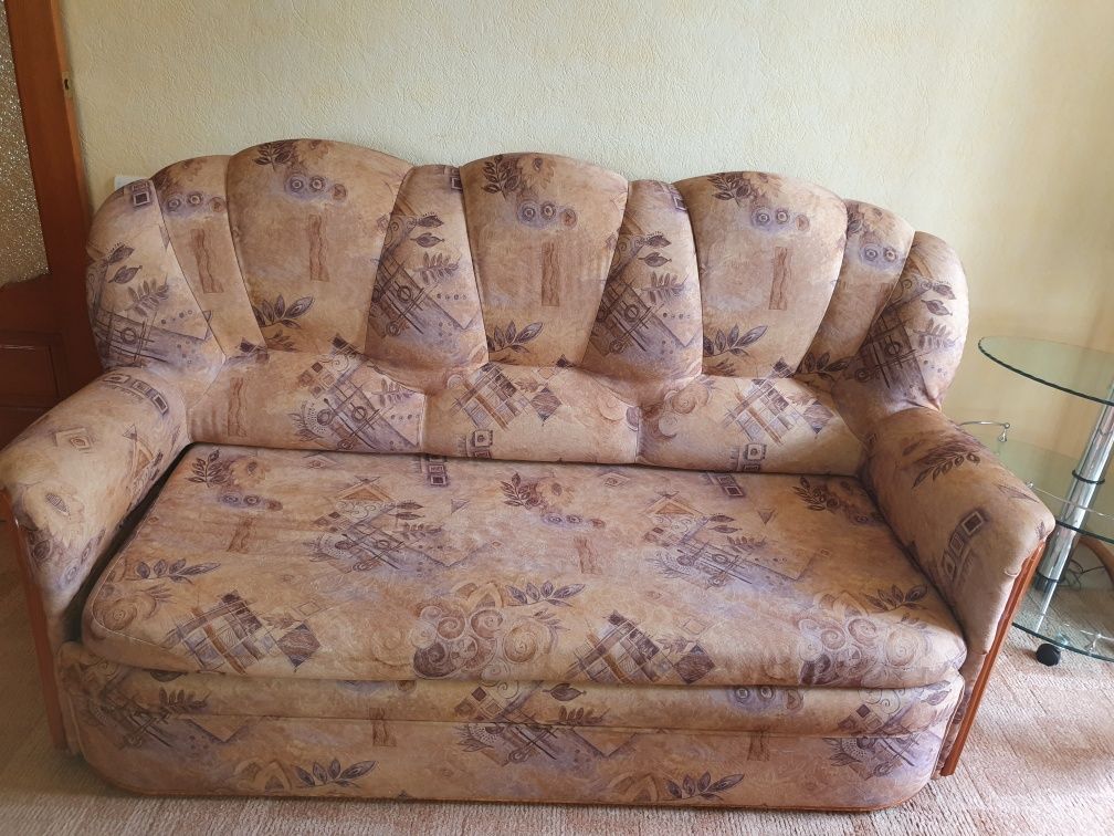 Продам мягкую мебель 1-2-3.