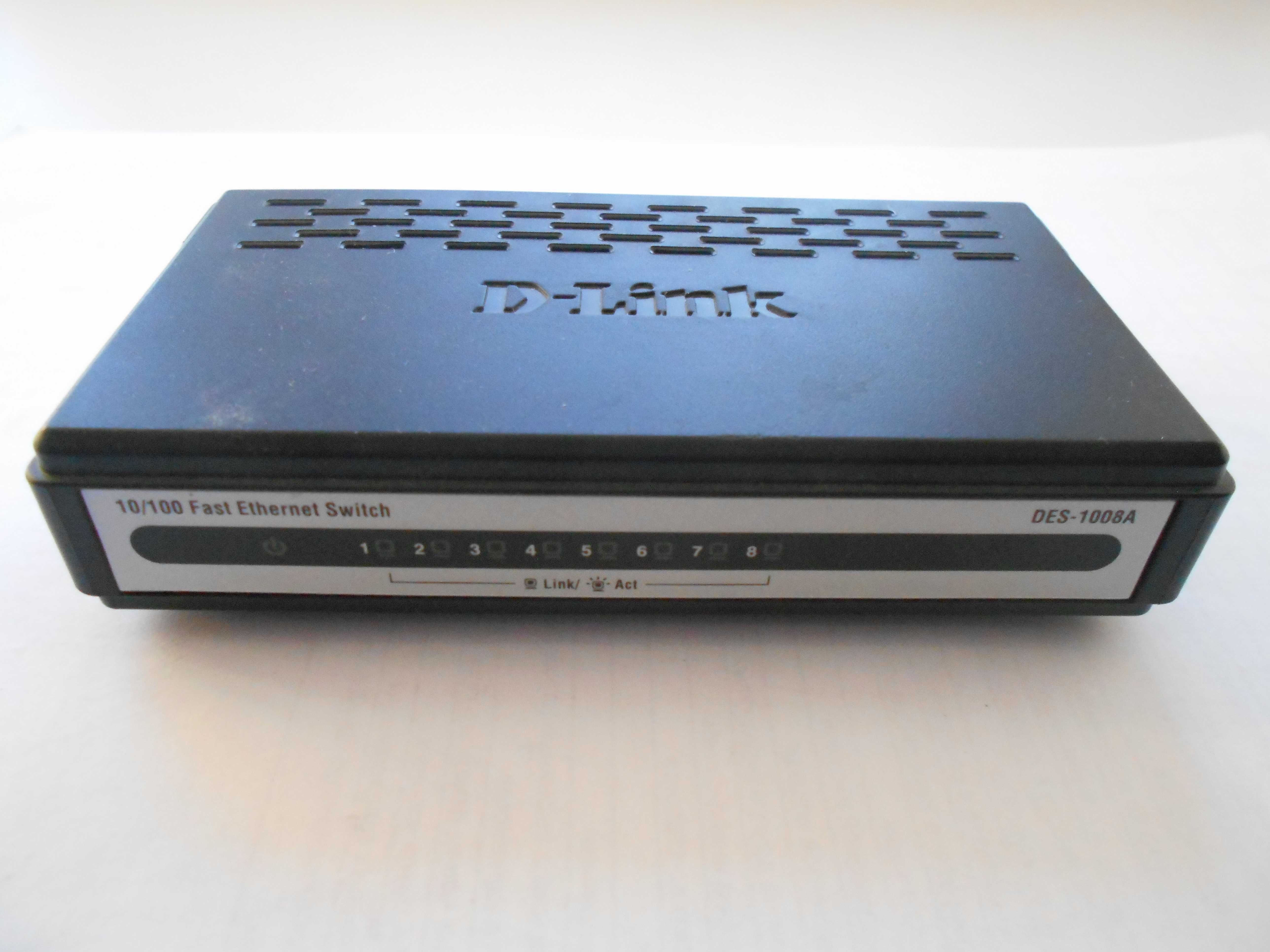Коммутатор D-Link DGS-1008A Ethernet Switch