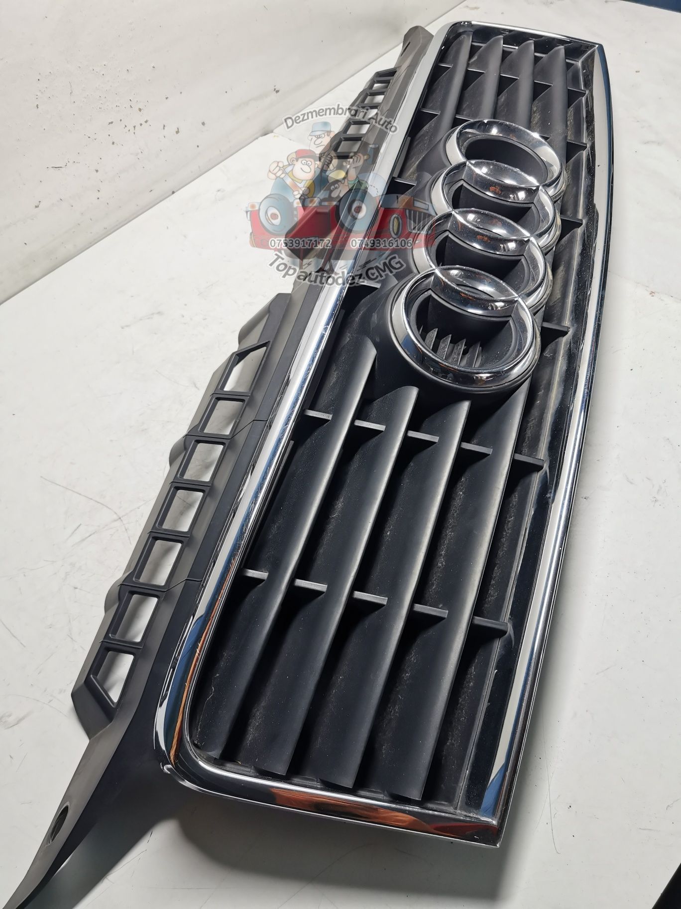 Grila radiator Audi A3 8P Nfl masca bara fata dezmembrez