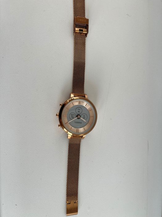 Хибриден smart часовник Fossil Monroe HR