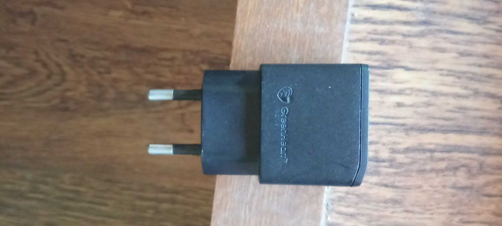 Lenovo A1000 – работещ телефон + зарядно + microSD