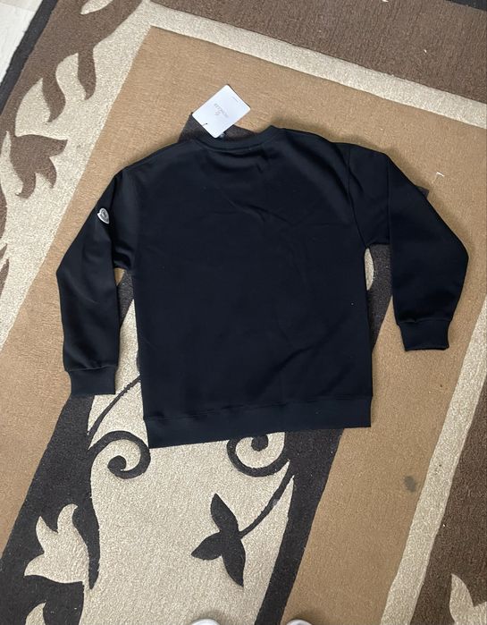 Bluza moncler noua cu eticheta