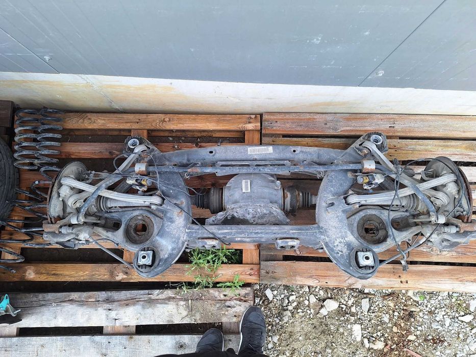 Части от Mercedes W212 W207 3.5d НИСКИ ЦЕНИ!!!