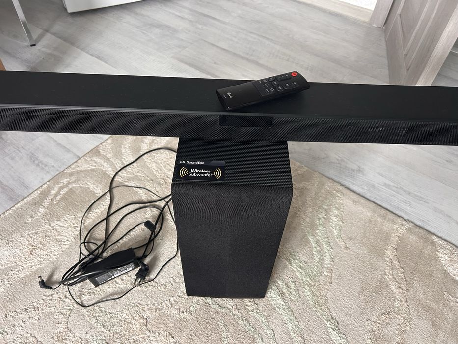 Soundbar LG impecabil