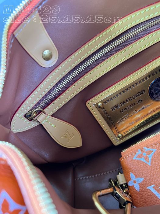 Geanta Louis Vuitton orange 25cm, tip Premium