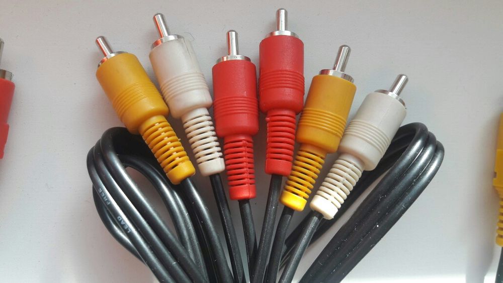 Аудио -видео кабель "тюльпан" оригинальный высококачественный