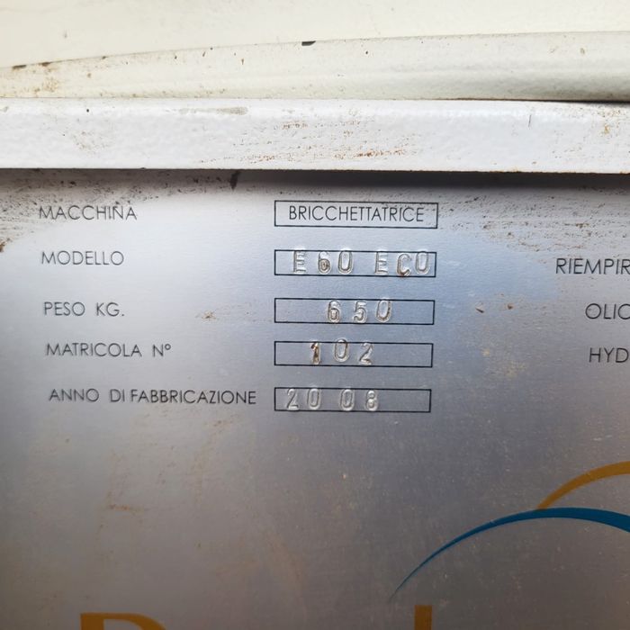 Vand Presa Brichete Prodeco sau schimb cu masina de teren 4x4