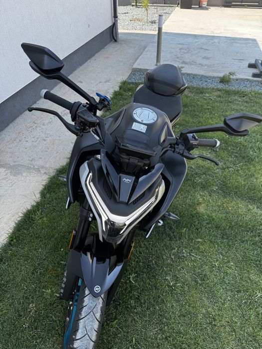 CFMOTO 800NK Advanced Euro 5+ – Nouă 2025, TC si Akrapovic omologat