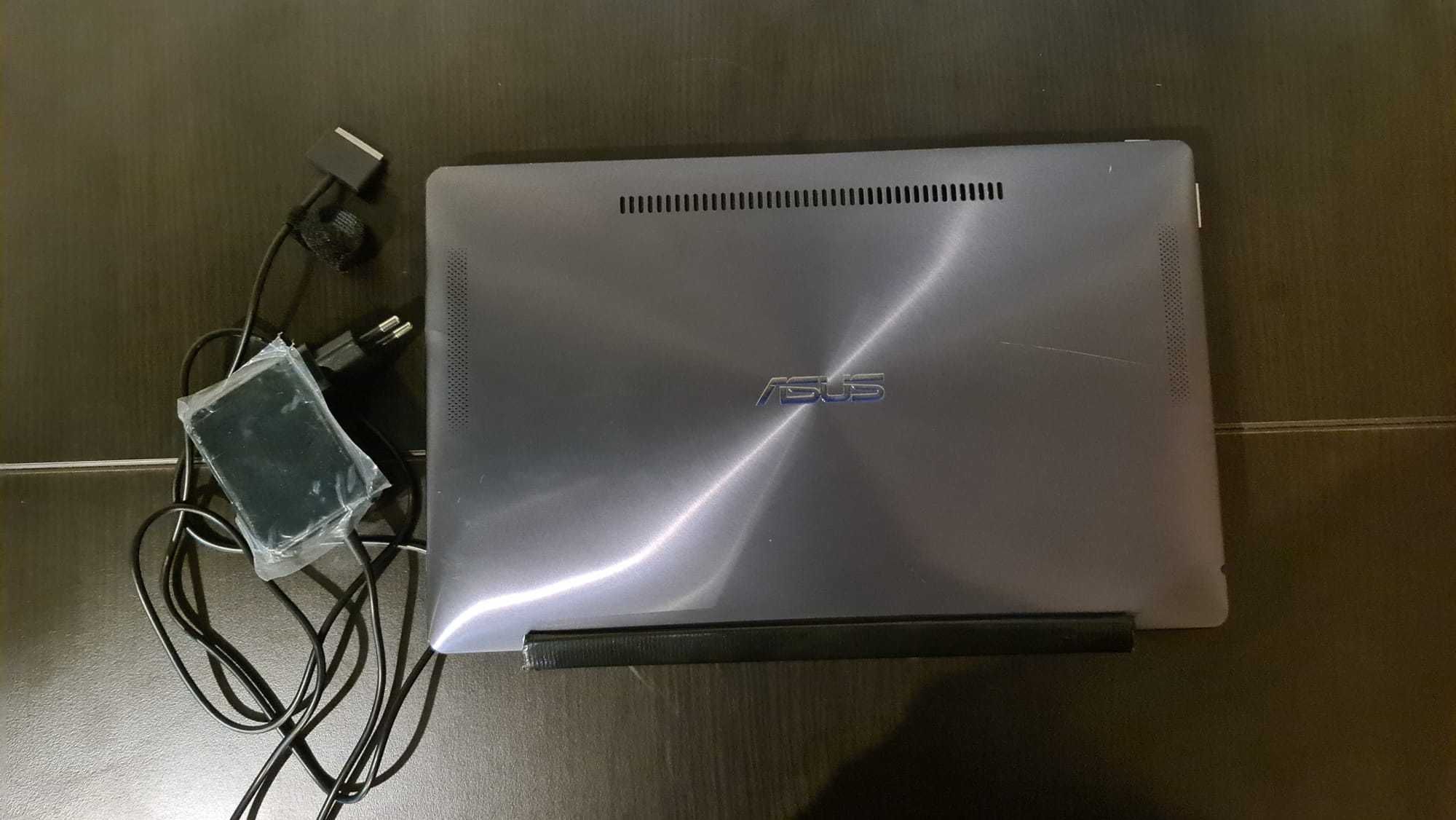 Laptop Tabletă Asus 2 in 1 I7 128GB SSD