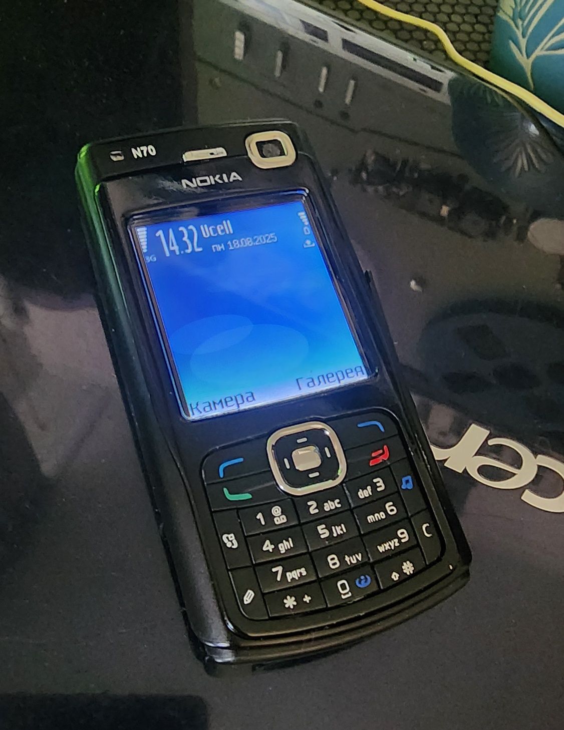 Nokia N70 ретро смартфон