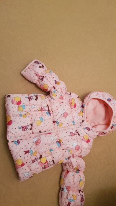 Детско    зимно   яке   в    много добро   състояние без забележки