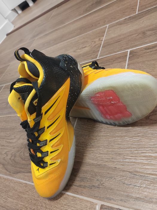 Adidași NIKE Air Jordan Metalic Gold