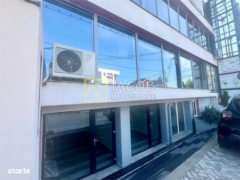 Spatiu amenajat pentru functionalitate multipla, se inchiriaza partial