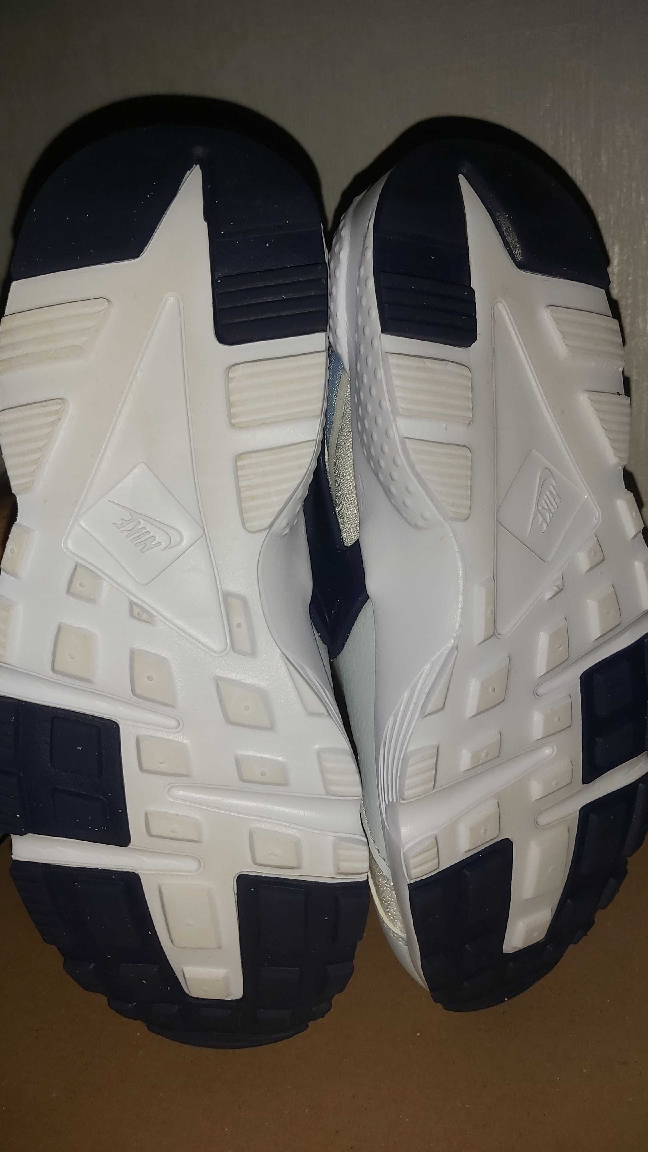 Nike Air Huarache - Номер 38.5