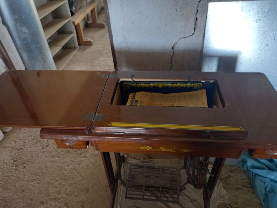 Крачна шевна машина