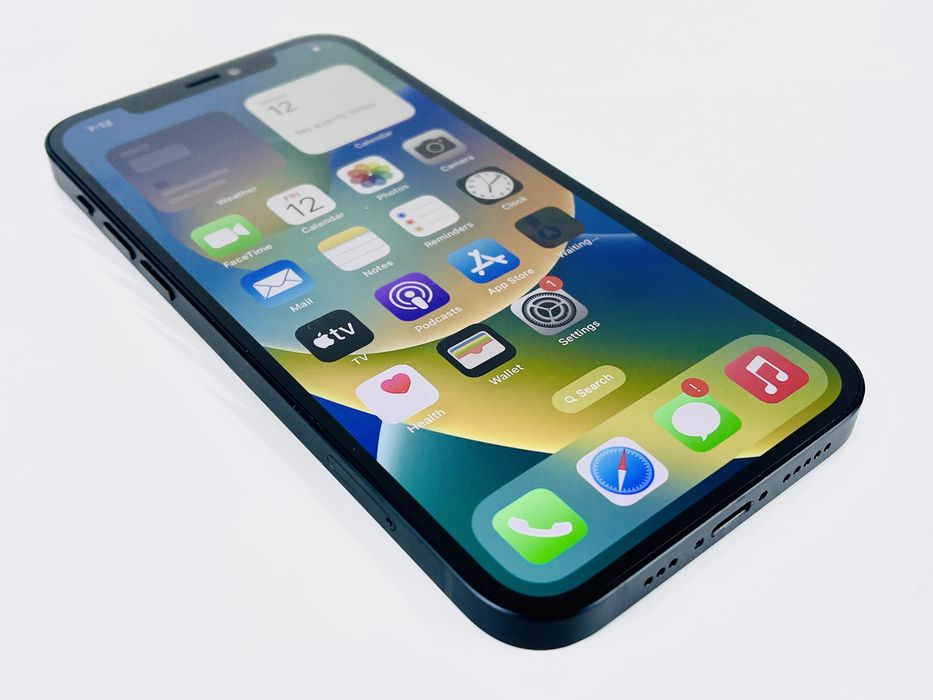 Apple iPhone 12 64GB Black Отличен! Гаранция!