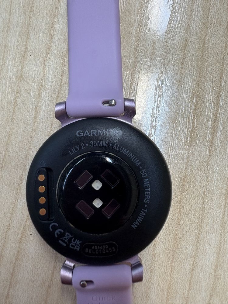 Смарт часовник Garmin Lily 2