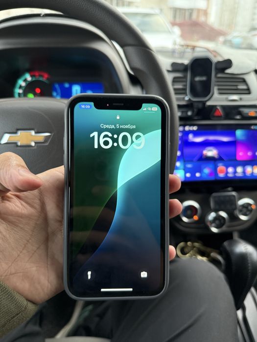 Продам айфон 11 . 128гб