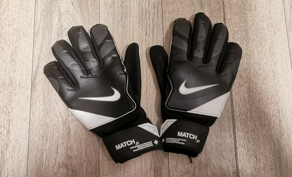 Mănuși portar Nike Match Junior mărimea 7