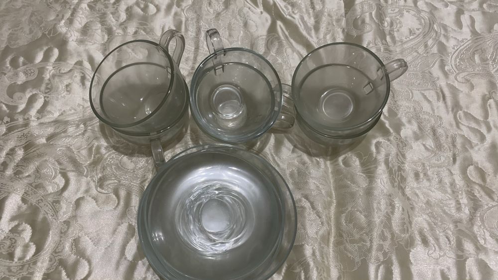 Чашки стеклянные с блюдцем
