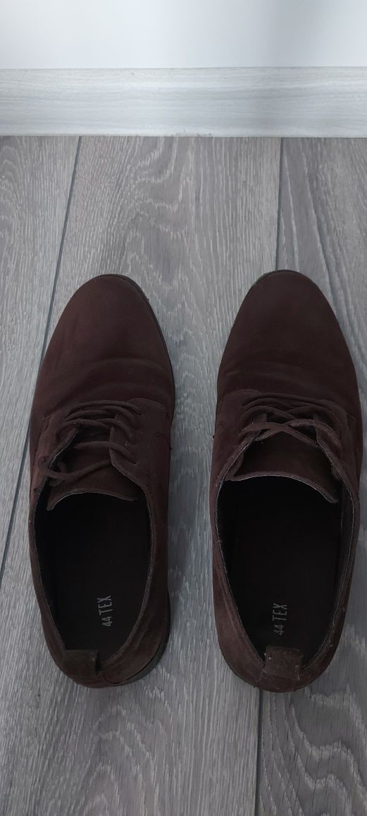 Pantofi piele intoarsa