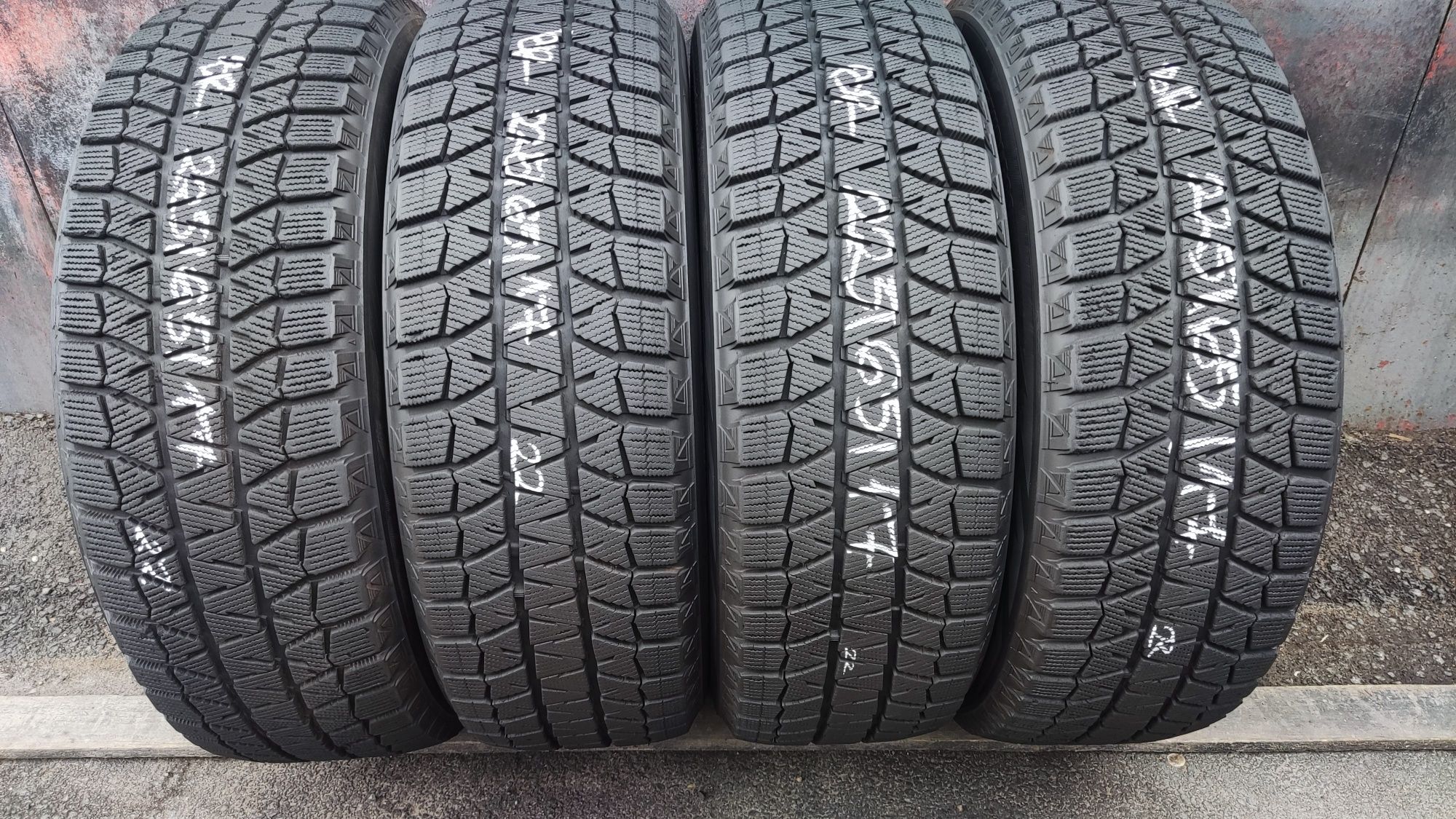 4бр. зимни гуми 225/65/17 Bridgestone Blizzak, XL подсилени 
dot22
8.
