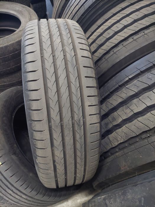 Vand Anvelope vara Continental 215/60 /18