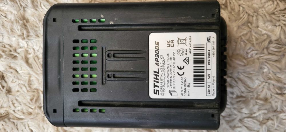 STIHL AP300S Defect arata servis