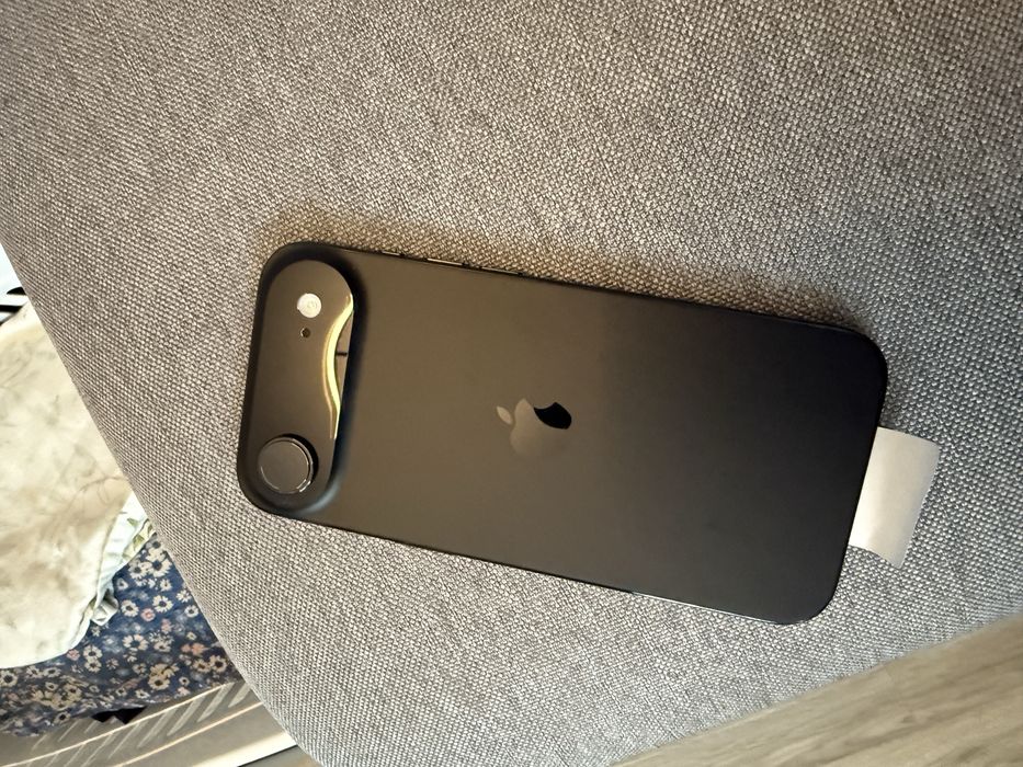 Vand schimb Iphone 17 Air 256 Gb space blak