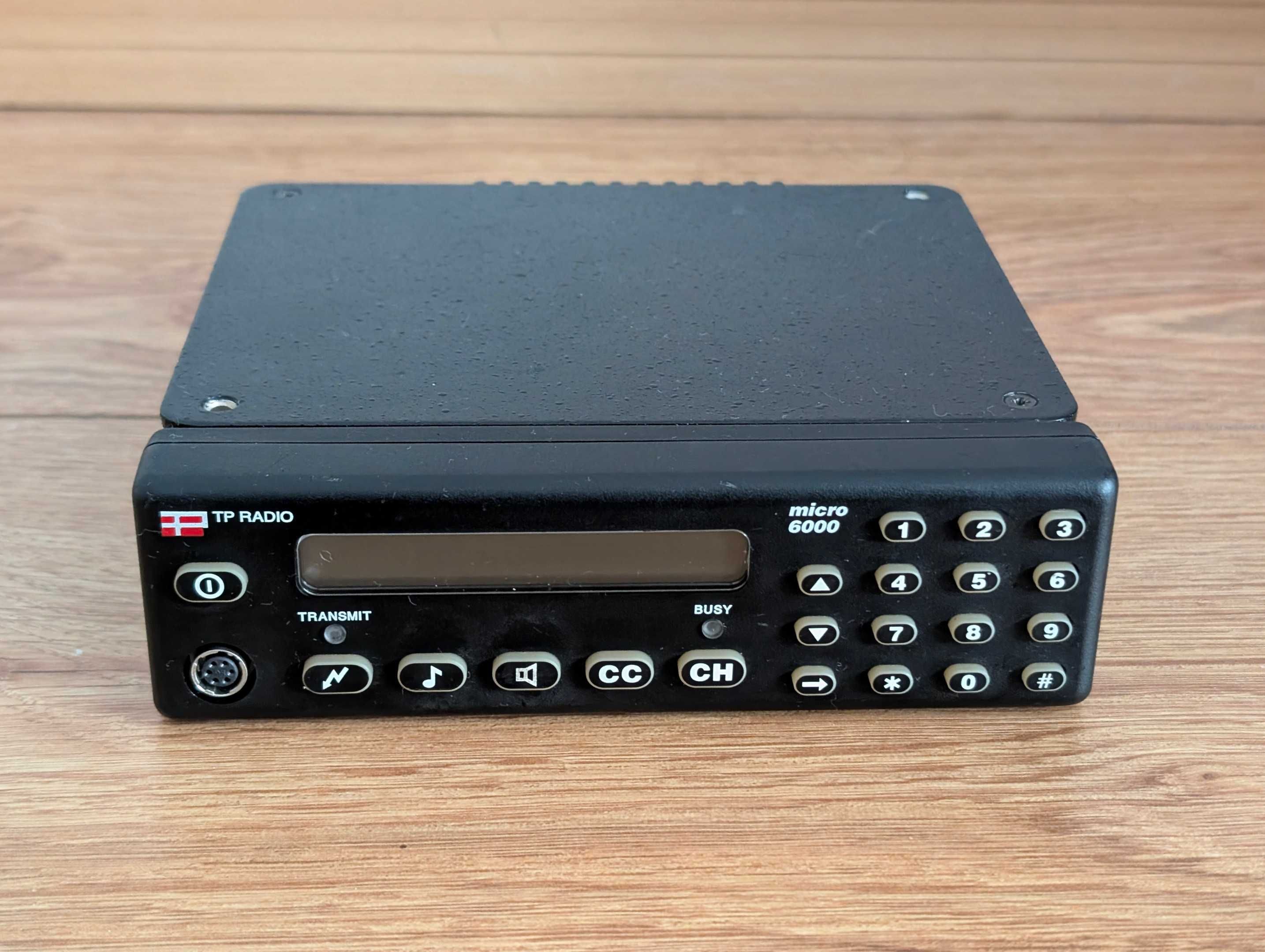 Vand Radio C.B. Kyodo EM 910-160 si TP Radio, stare buna