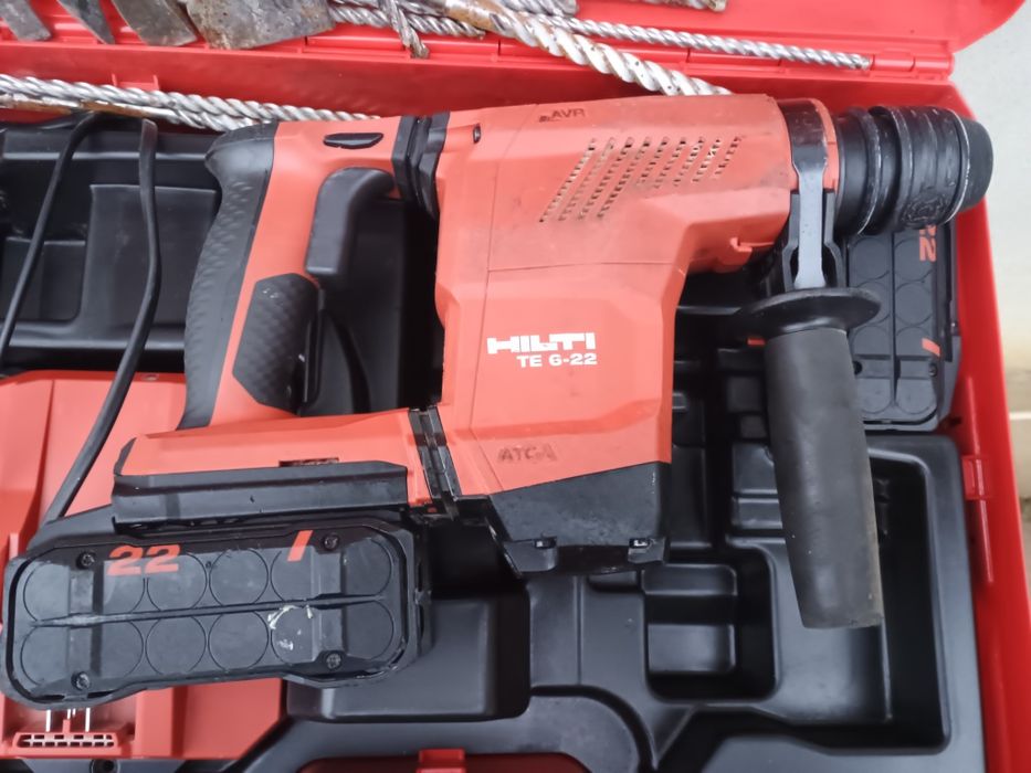 Rotopercutor hilti te6 22 nuron , 2 baterii,încărcător C6,cutie