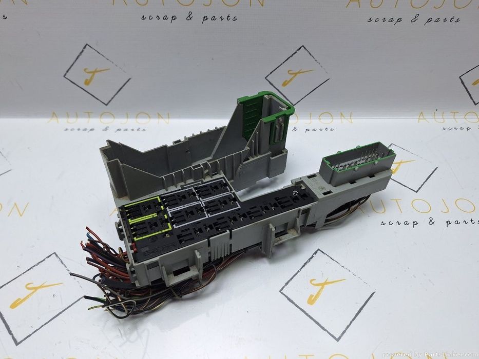 Panou sigurante OPEL CORSA C (F08, F68, X01) [ 2000 - 2009 ] 1.2 (Z 12 XE) 55KW|75HP OEM 09115150