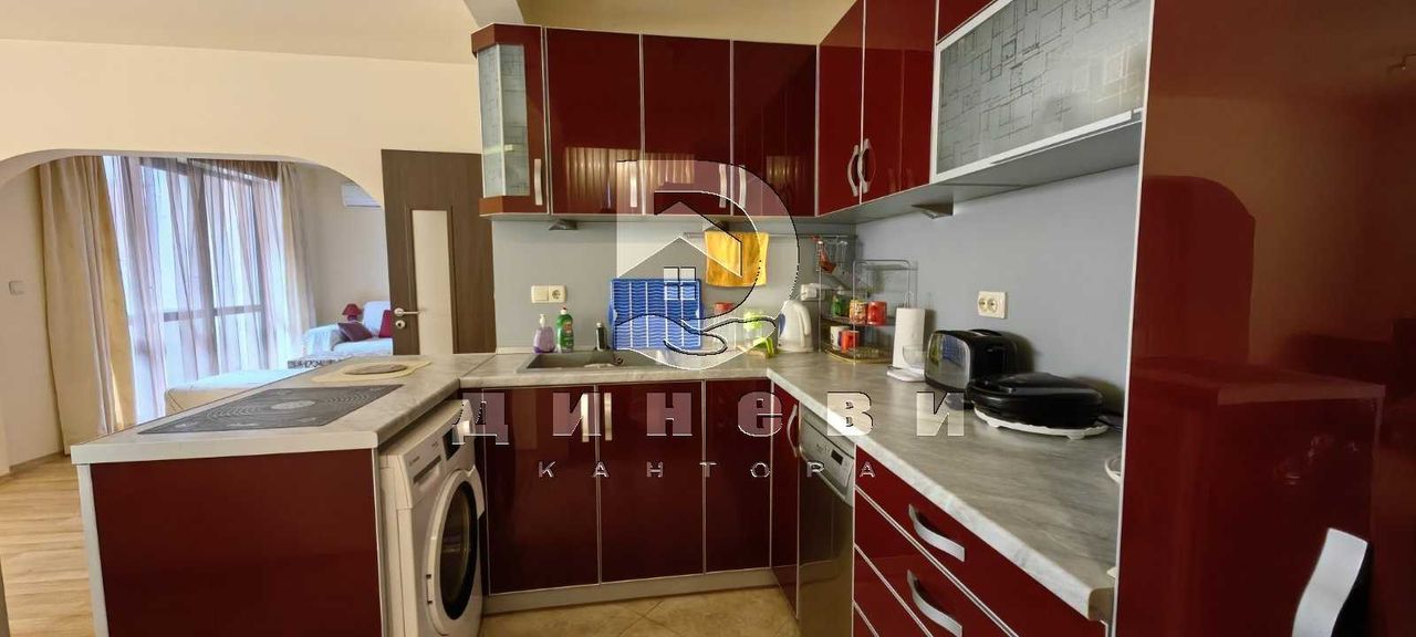 Продава се Тристаен апартамент в Стара Загора, Операта - 94 кв.м за 1543 €/кв.м - Снимка #6