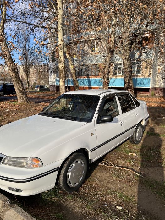 Продаётся нексия 1