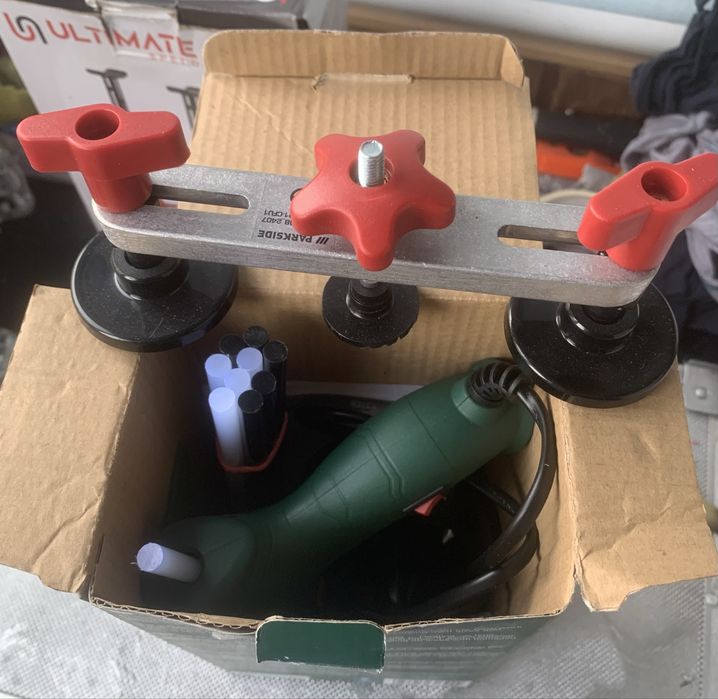 Aparat indreptat tabla auto