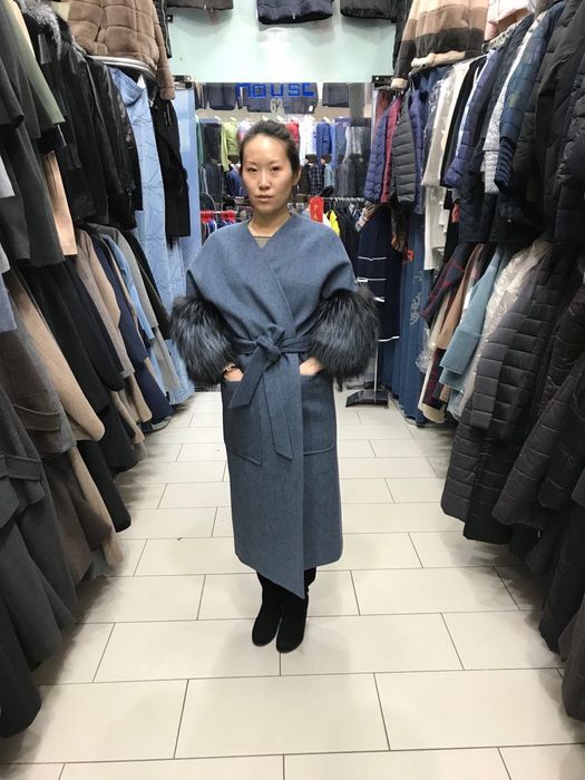 Пальто кашемировое с натуральным мехом